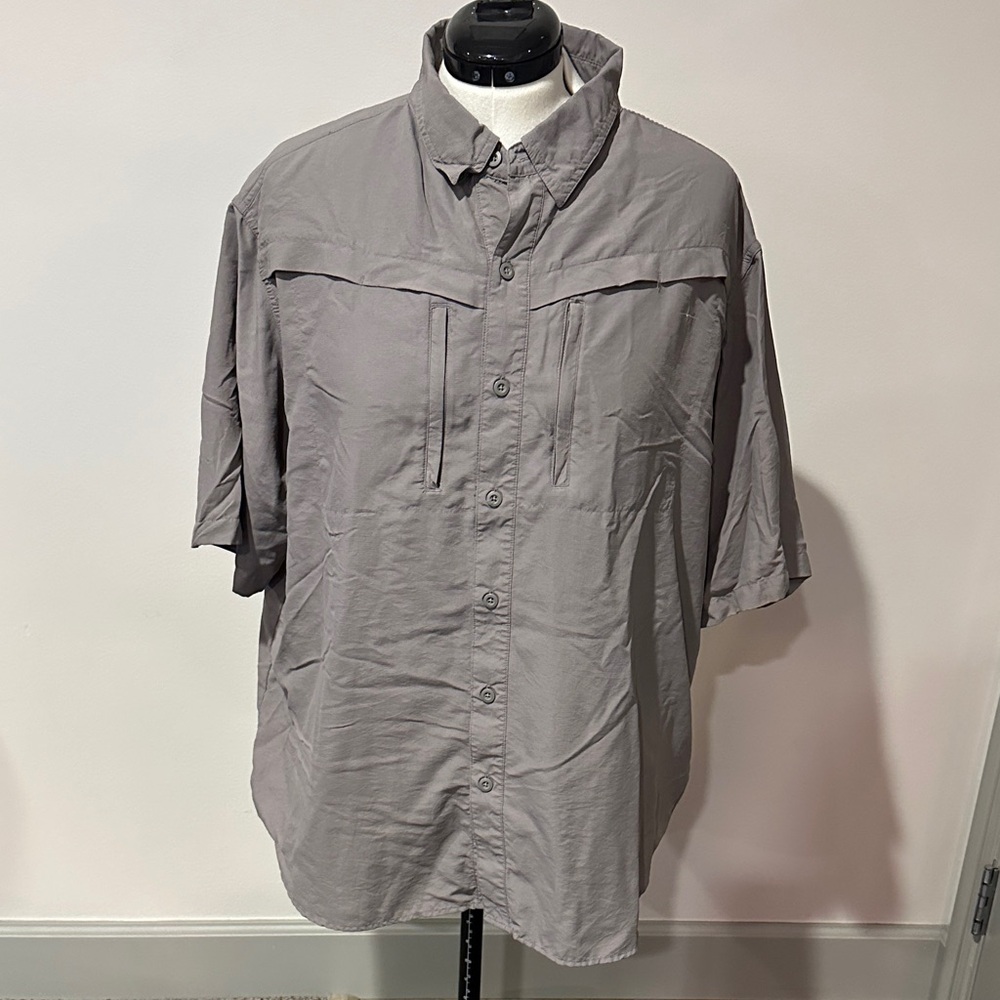Habit Brand Men's Gray Short Sleeve Fishing Button Up Outdoors Shirt